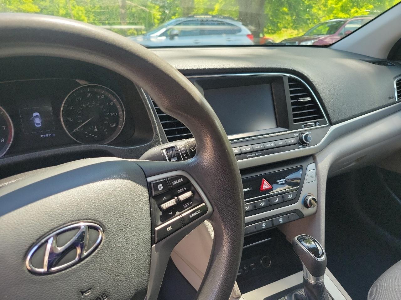 Hyundai Elantra Limited 2018