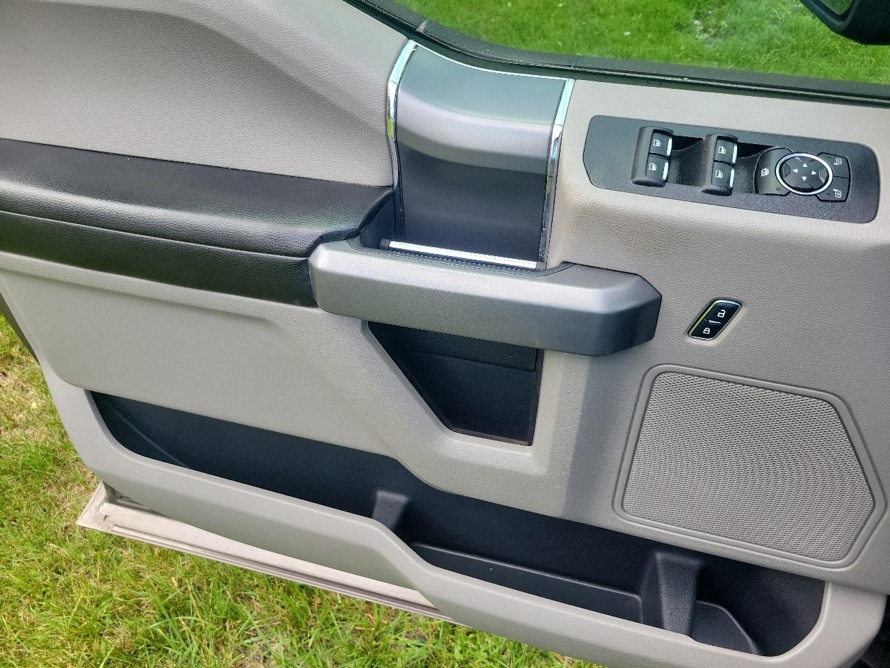 Ford F-150 4WD SuperCab 133" XLT 2018