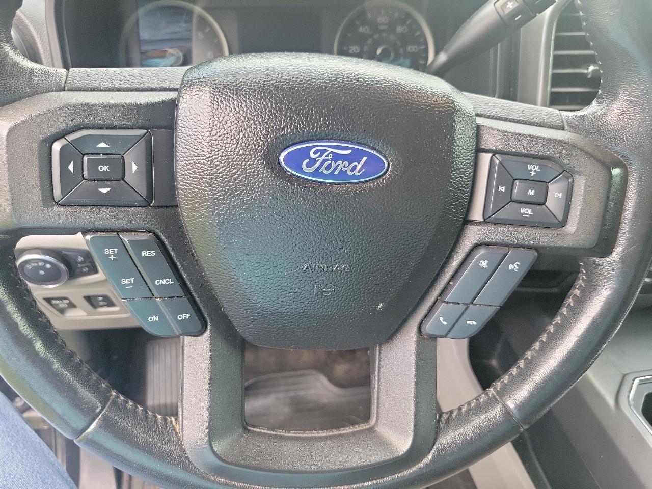 Ford F-150 4WD SuperCab 133" XLT 2018