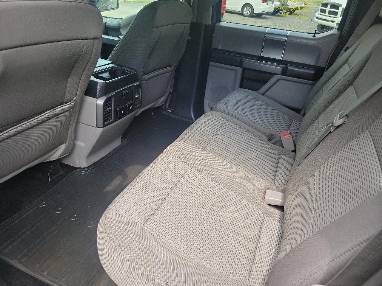 Ford F-150 4WD SuperCab 133" XLT 2018