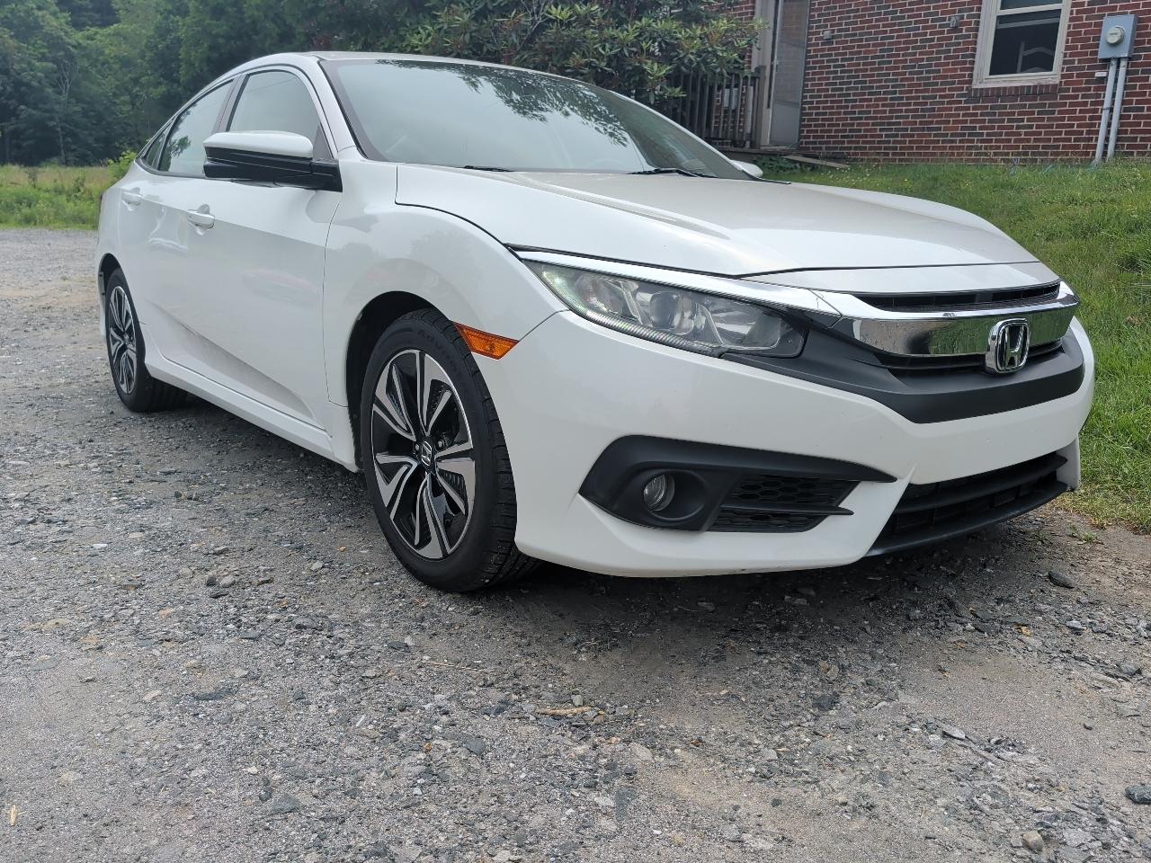 Honda Civic EX-T Sedan 6M 2017