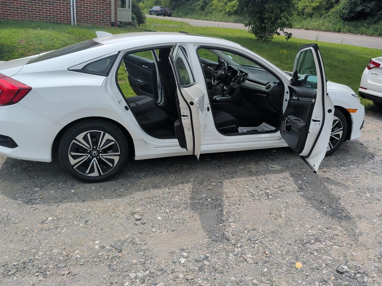 Honda Civic EX-T Sedan 6M 2017