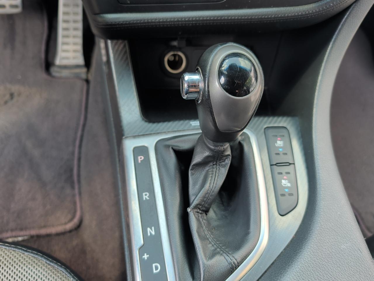 Kia Optima SX Turbo 4D Sedan 2011