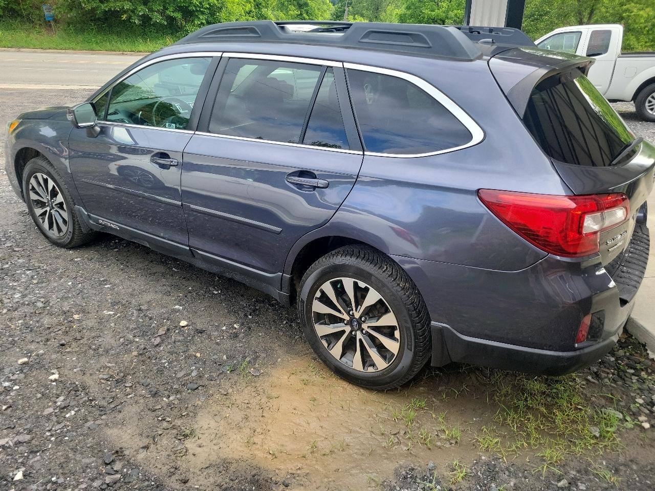 Subaru Outback 2.5i Limited 2015