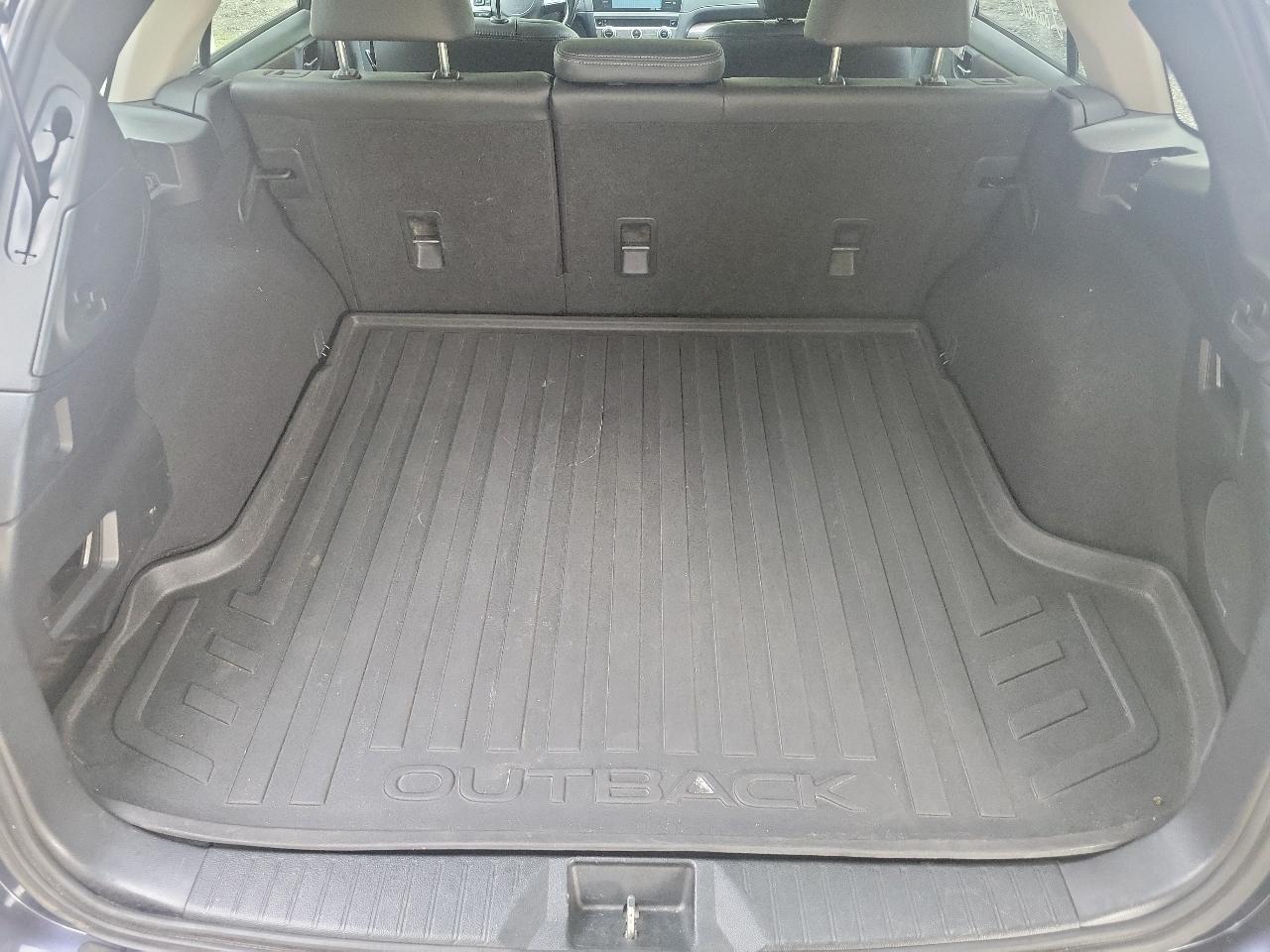 Subaru Outback 2.5i Limited 2015