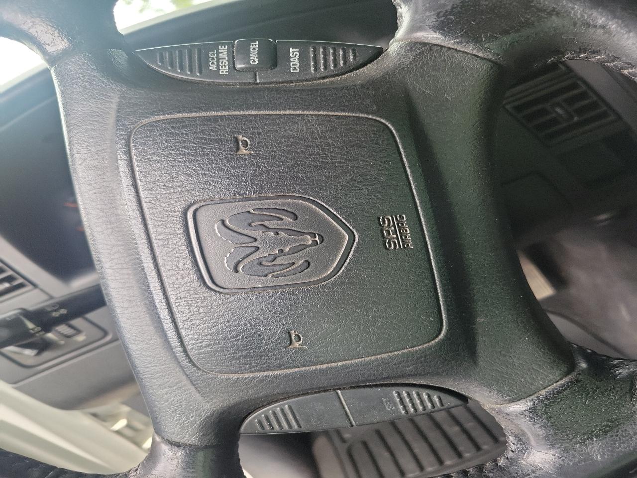 Dodge Dakota Quad Cab 2WD 2001