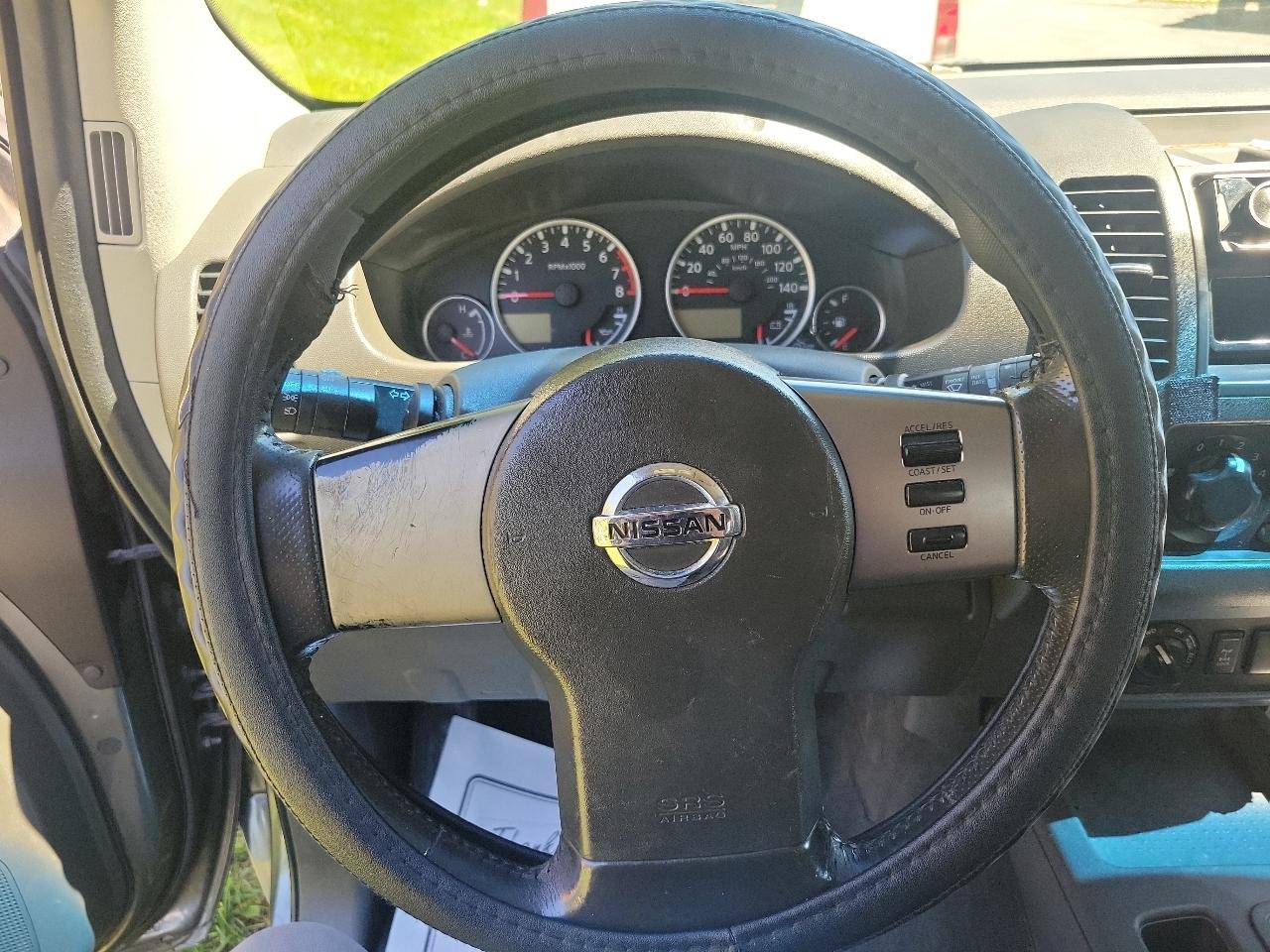 Nissan Frontier LE Crew Cab 4WD 2007