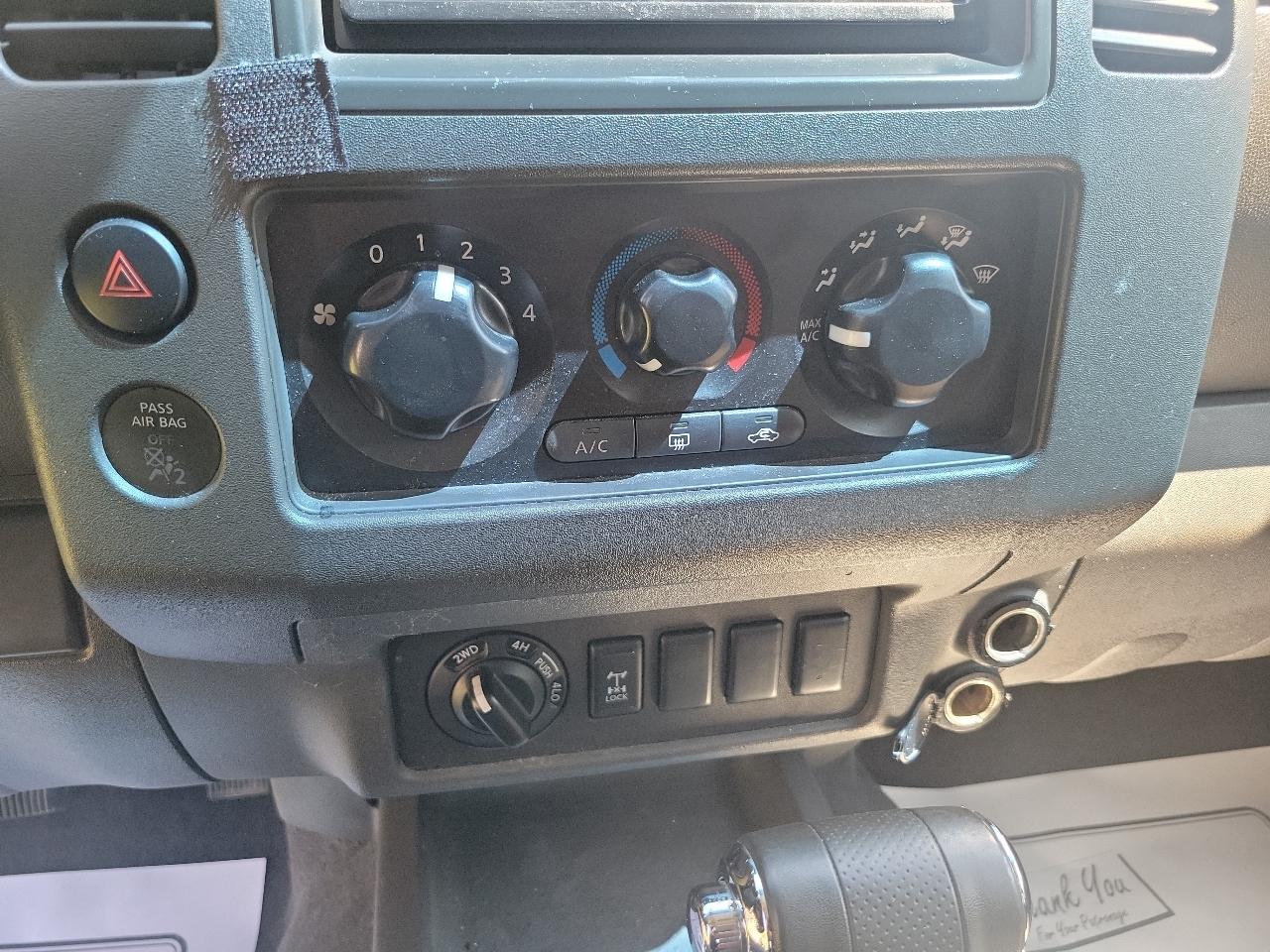 Nissan Frontier LE Crew Cab 4WD 2007