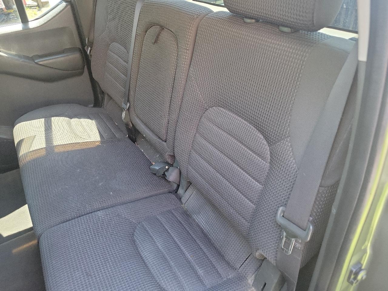 Nissan Frontier LE Crew Cab 4WD 2007
