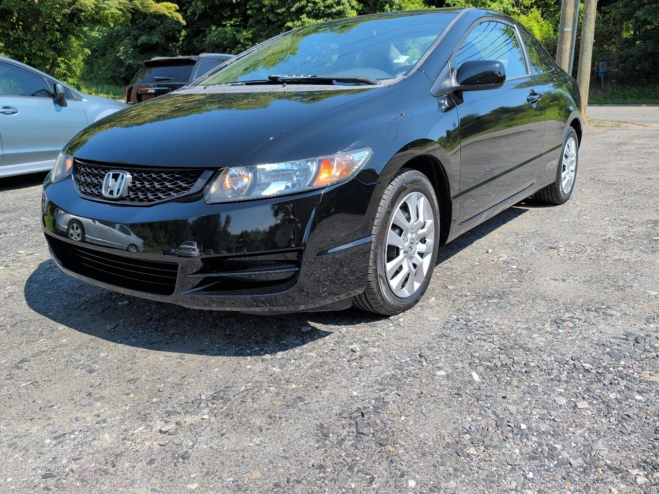 Honda Civic LX Coupe 5-Speed AT 2009