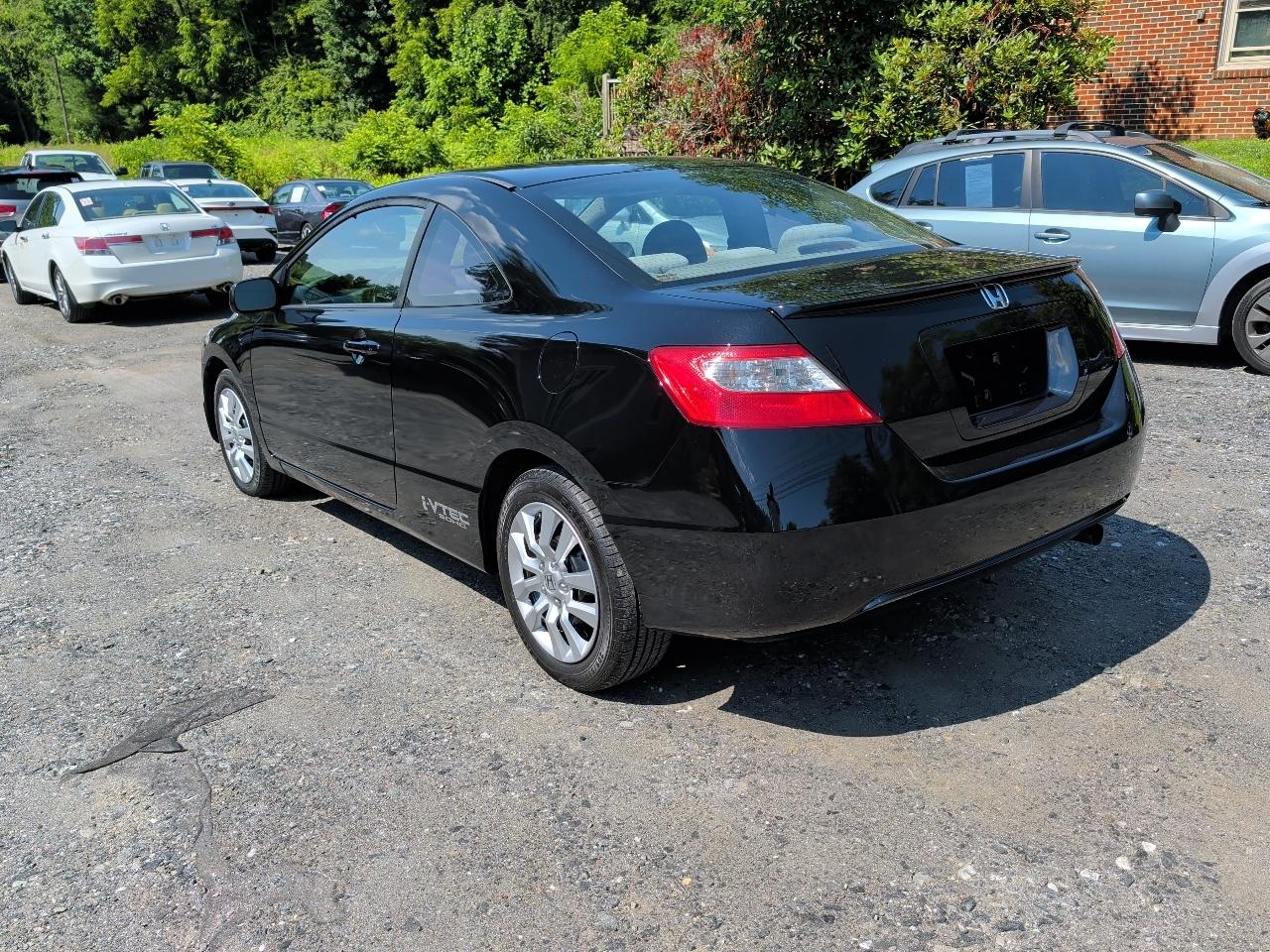 Honda Civic LX Coupe 5-Speed AT 2009
