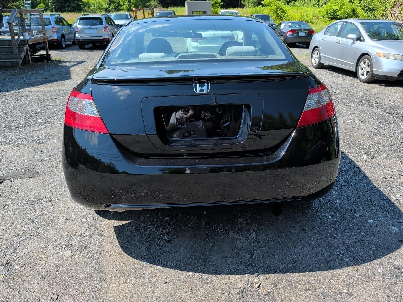 Honda Civic LX Coupe 5-Speed AT 2009