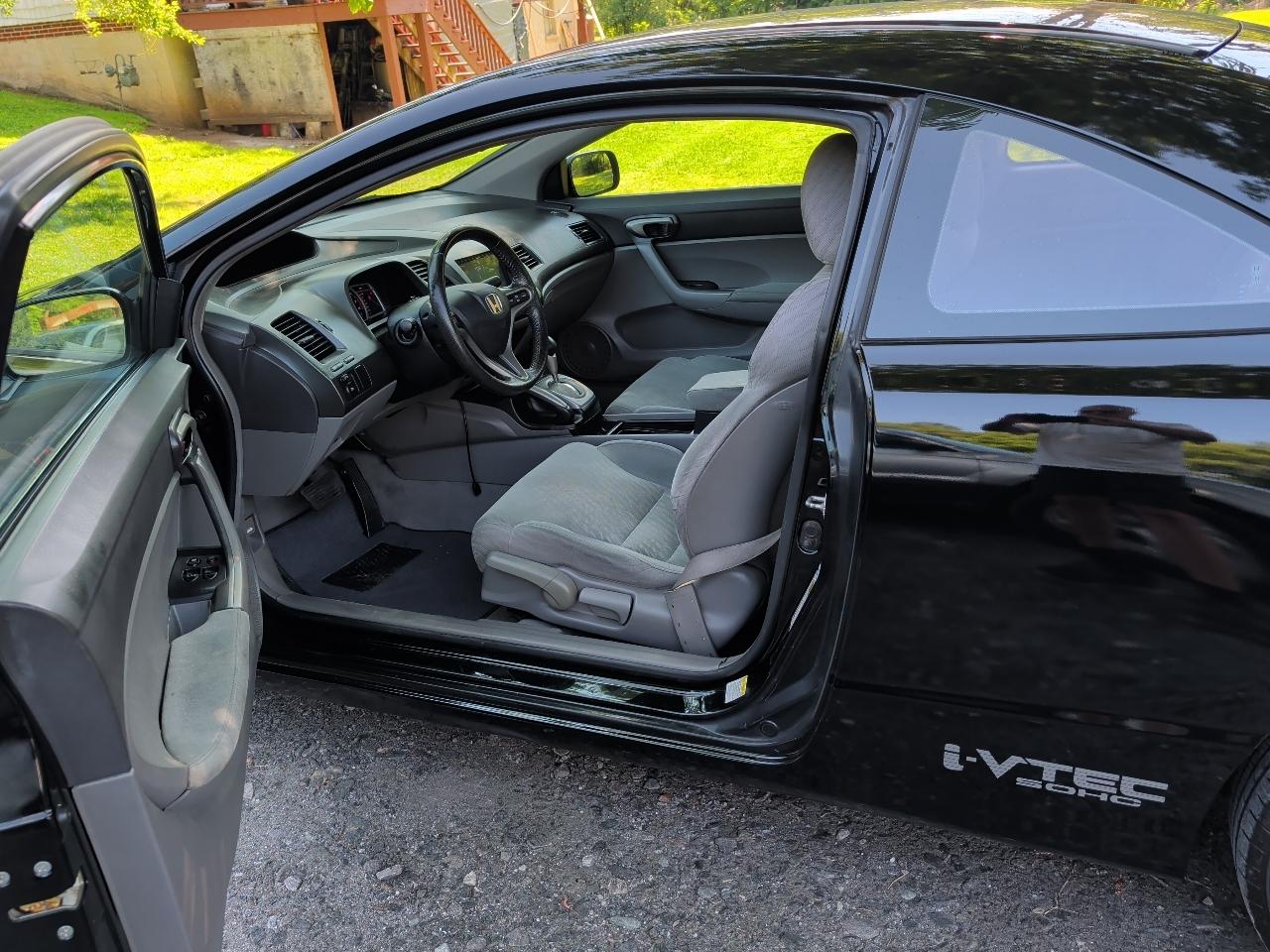Honda Civic LX Coupe 5-Speed AT 2009