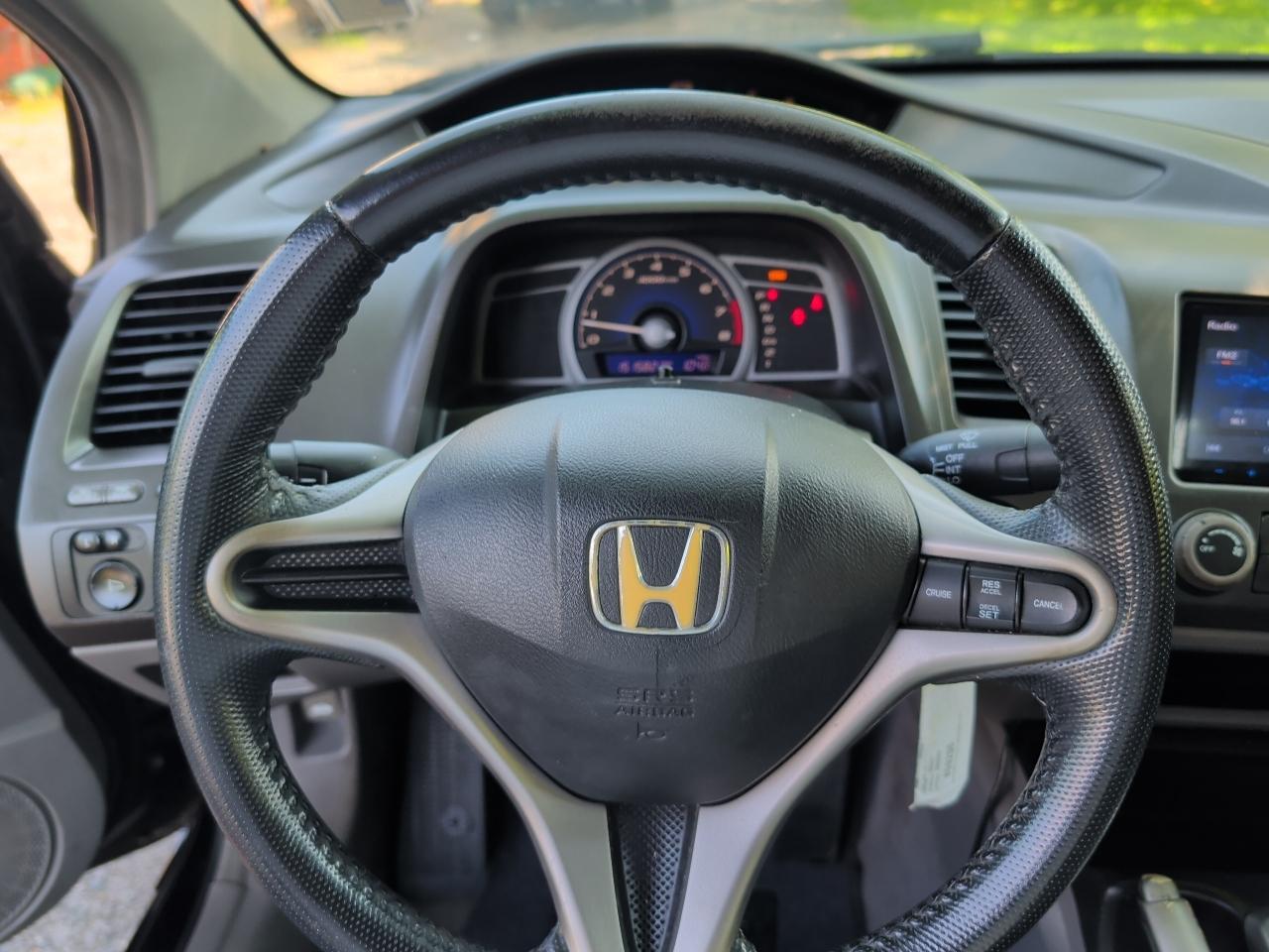 Honda Civic LX Coupe 5-Speed AT 2009