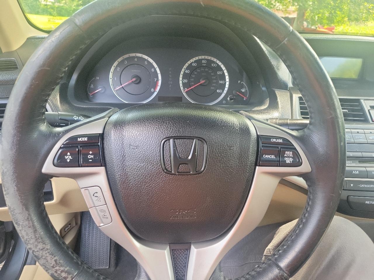 Honda Accord EX-L Coupe AT 2010