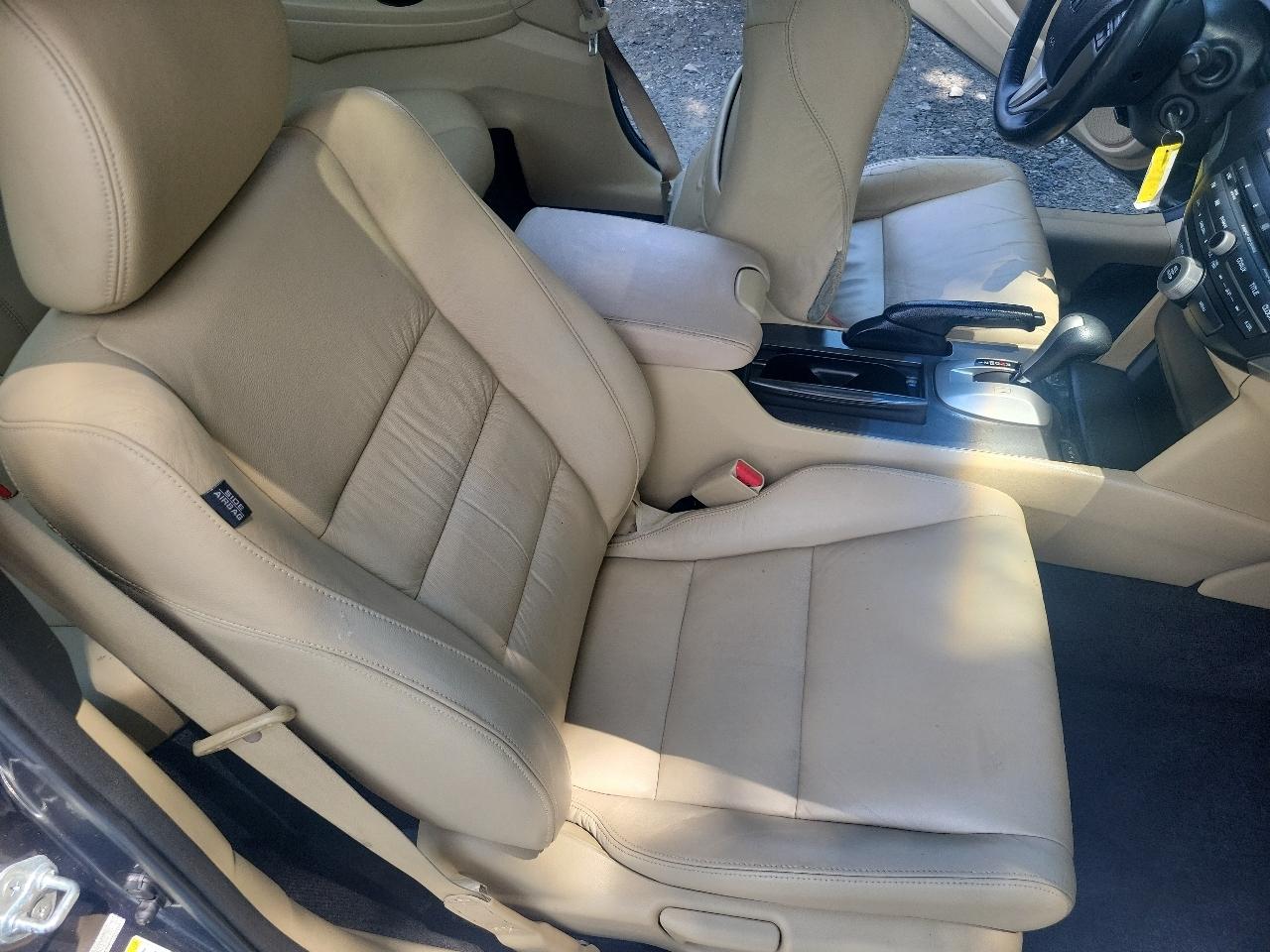 Honda Accord EX-L Coupe AT 2010