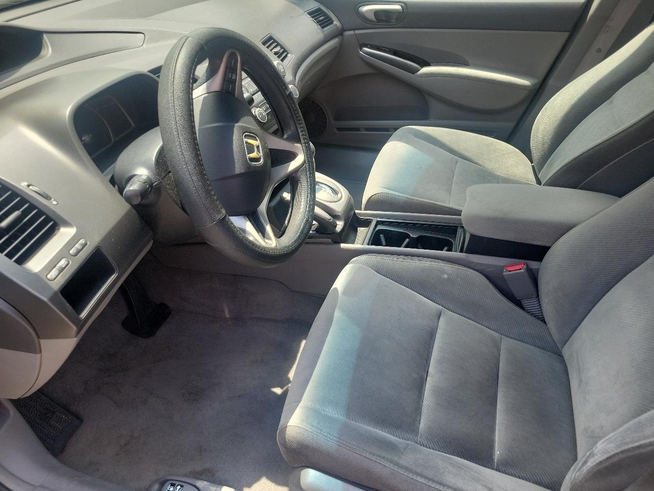 Honda Civic 1.5 4-Door Sedan 2010
