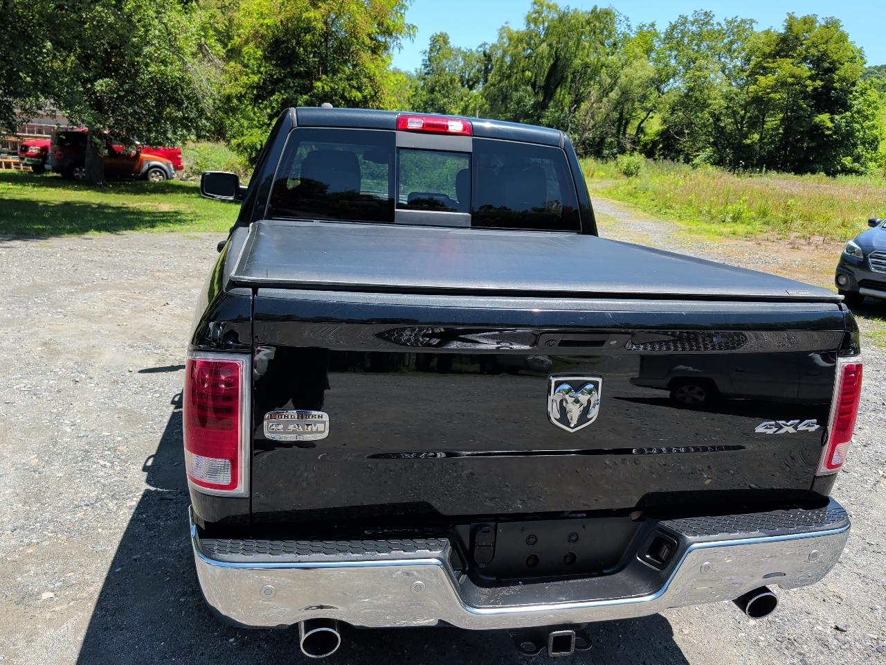 RAM 1500 Longhorn 4x4 Crew Cab 5'7" Box 2015