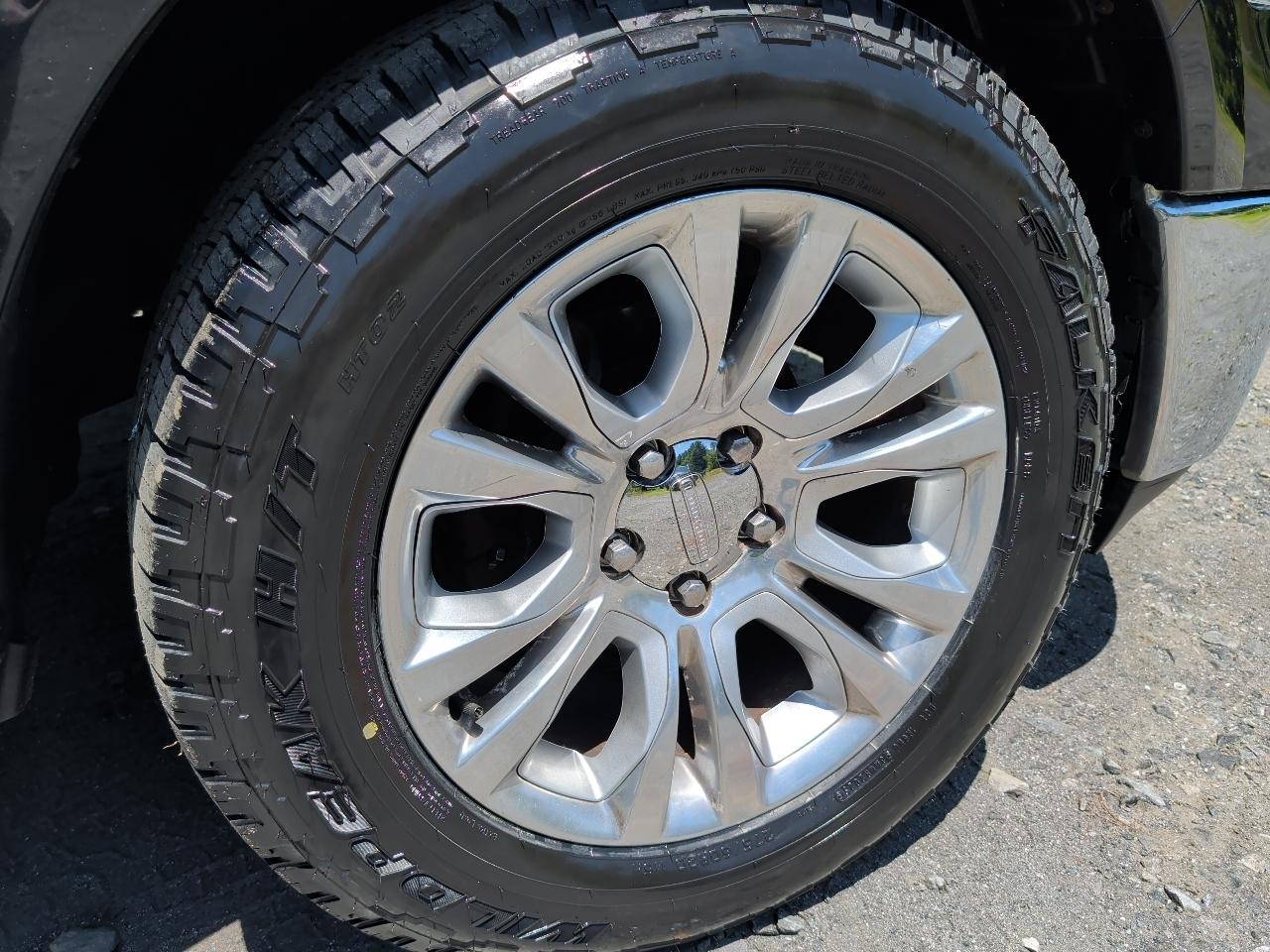 RAM 1500 Longhorn 4x4 Crew Cab 5'7" Box 2015