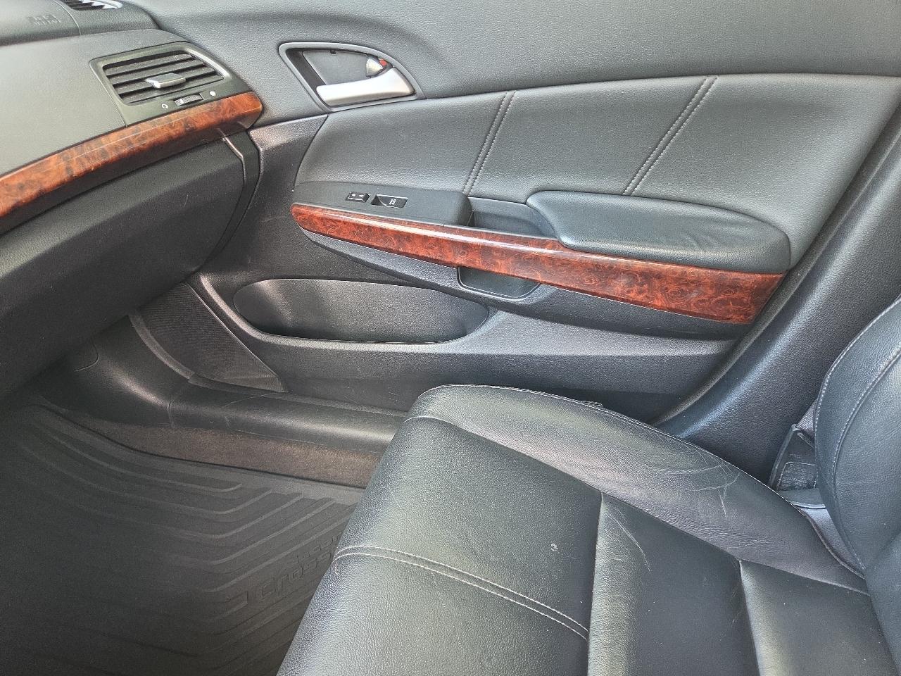 Honda Crosstour EX-L V-6 4WD w/ Navigation 2012