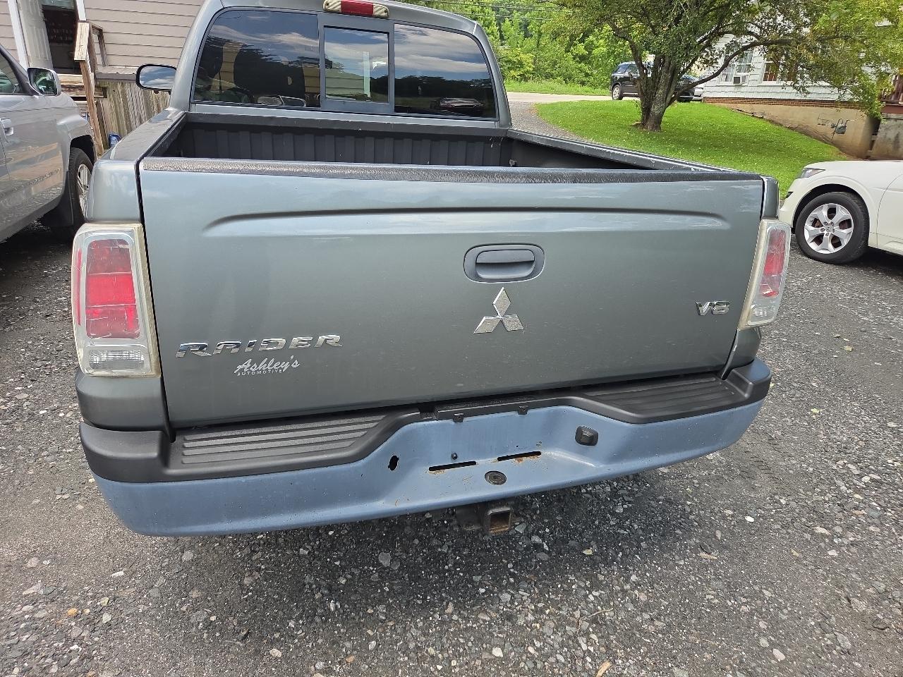 Mitsubishi Raider DuroCross V8 Double Cab 2WD 2006