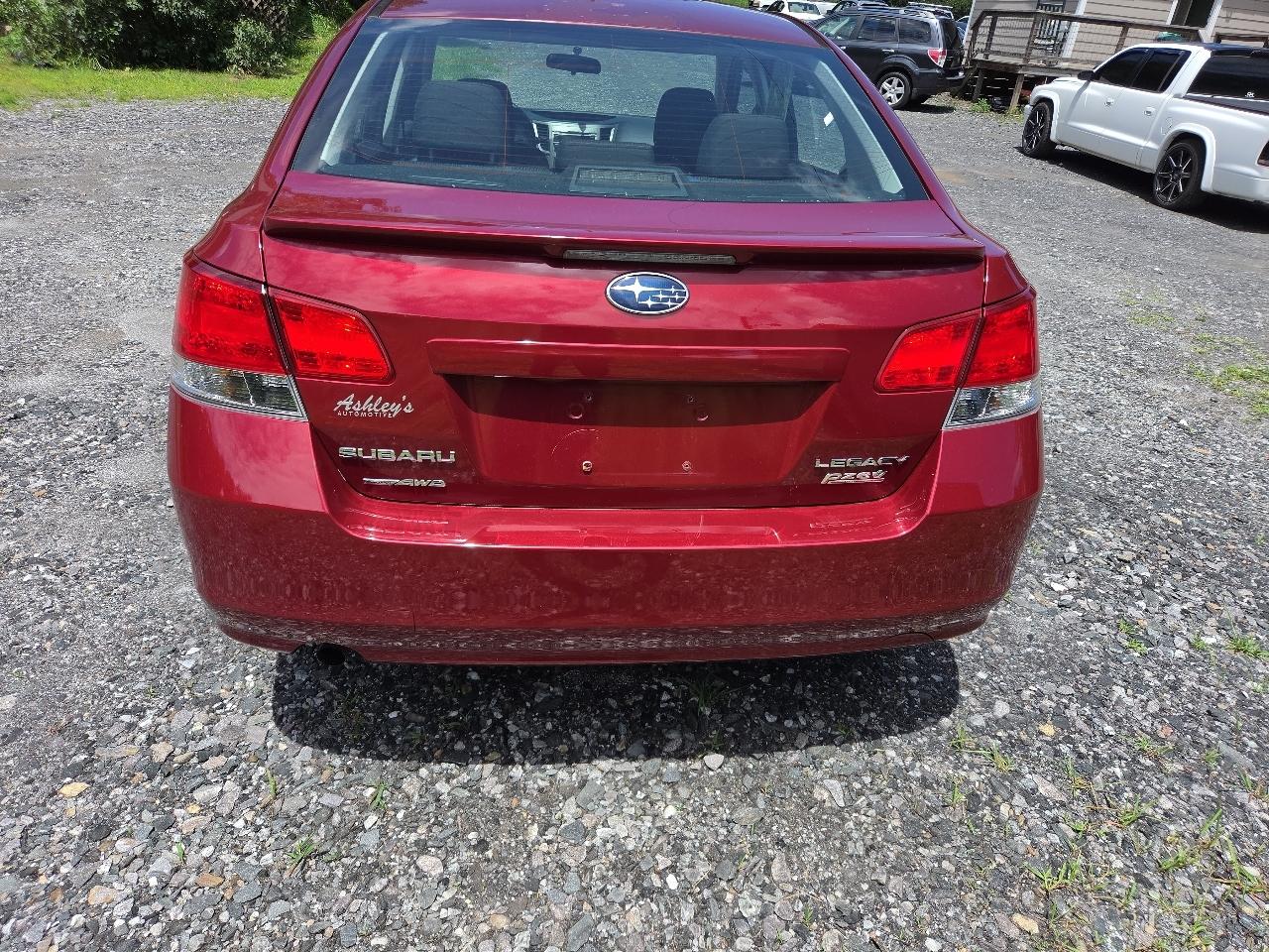 Subaru Legacy 2.5i 2011