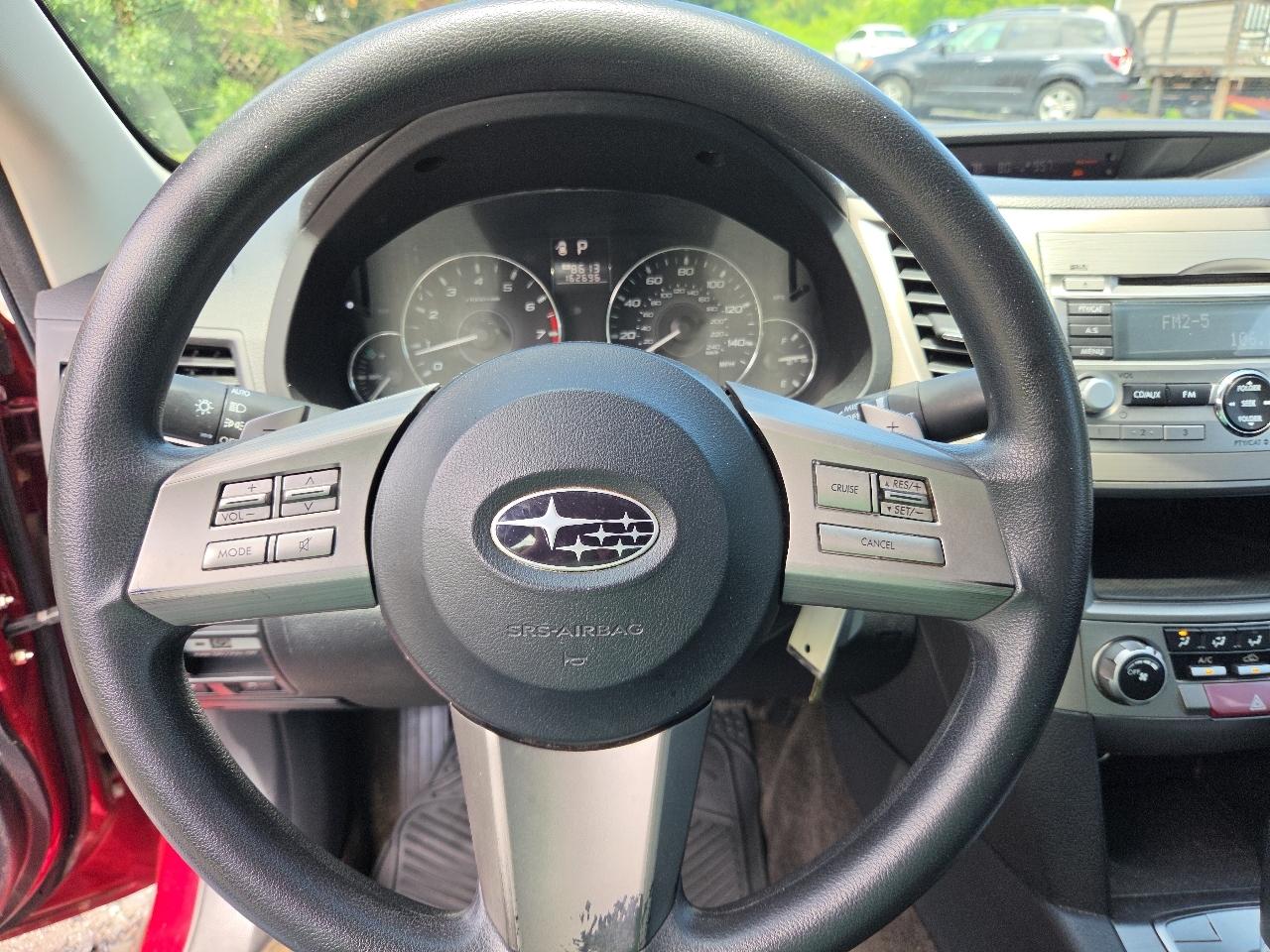 Subaru Legacy 2.5i 2011