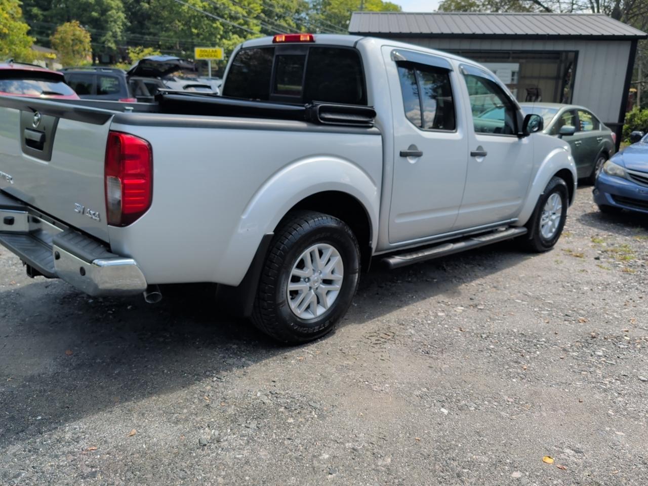 Nissan Frontier PRO-4X Crew Cab 5AT 4WD 2016