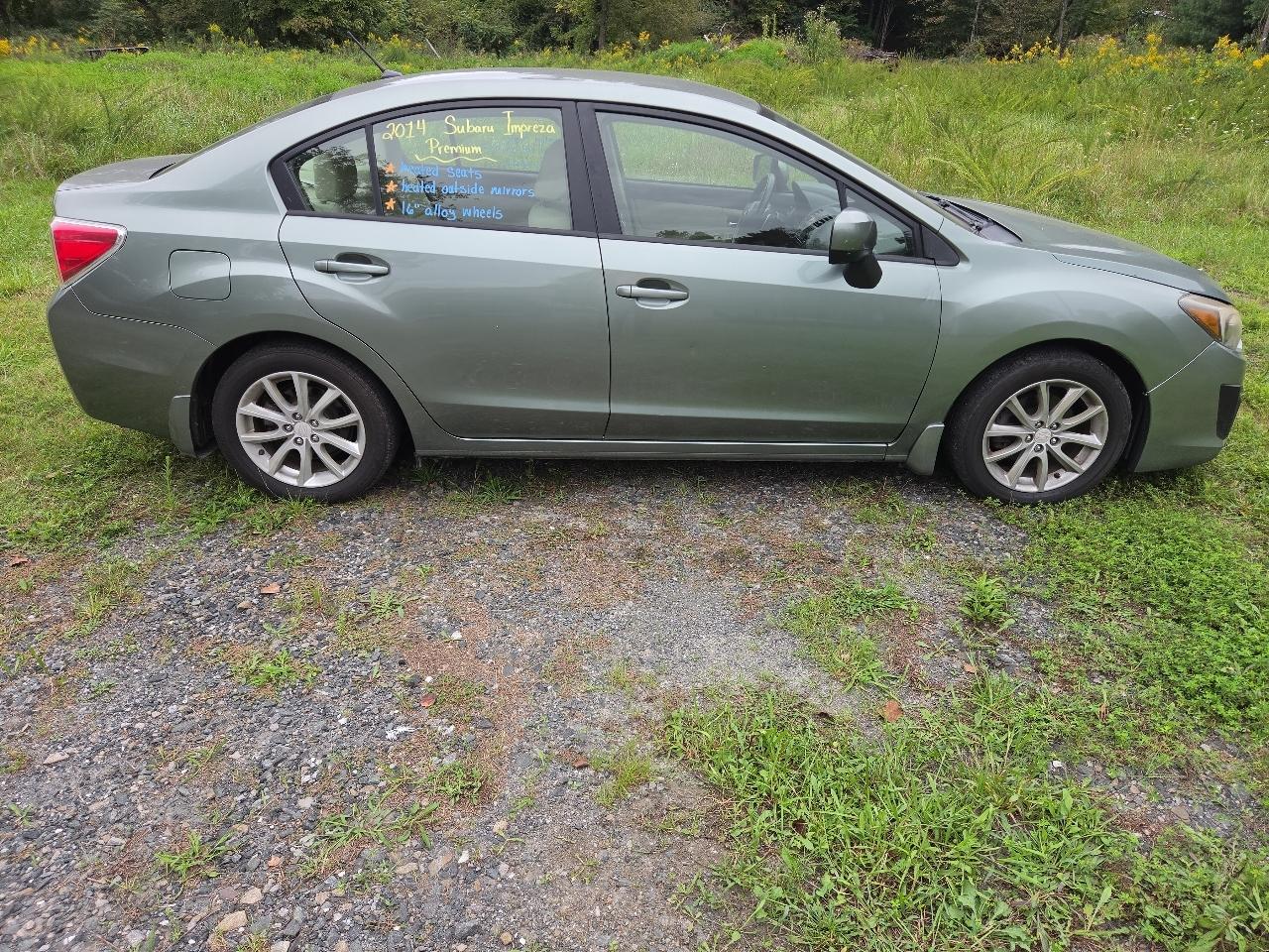 Subaru Impreza 2.0i Premium 4-Door w/All Weather Package 2014