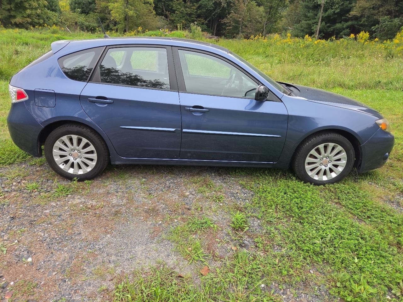 Subaru Impreza 2.5i Premium 5-Door 2011