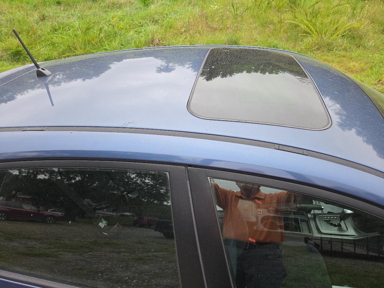 Subaru Impreza 2.5i Premium 5-Door 2011