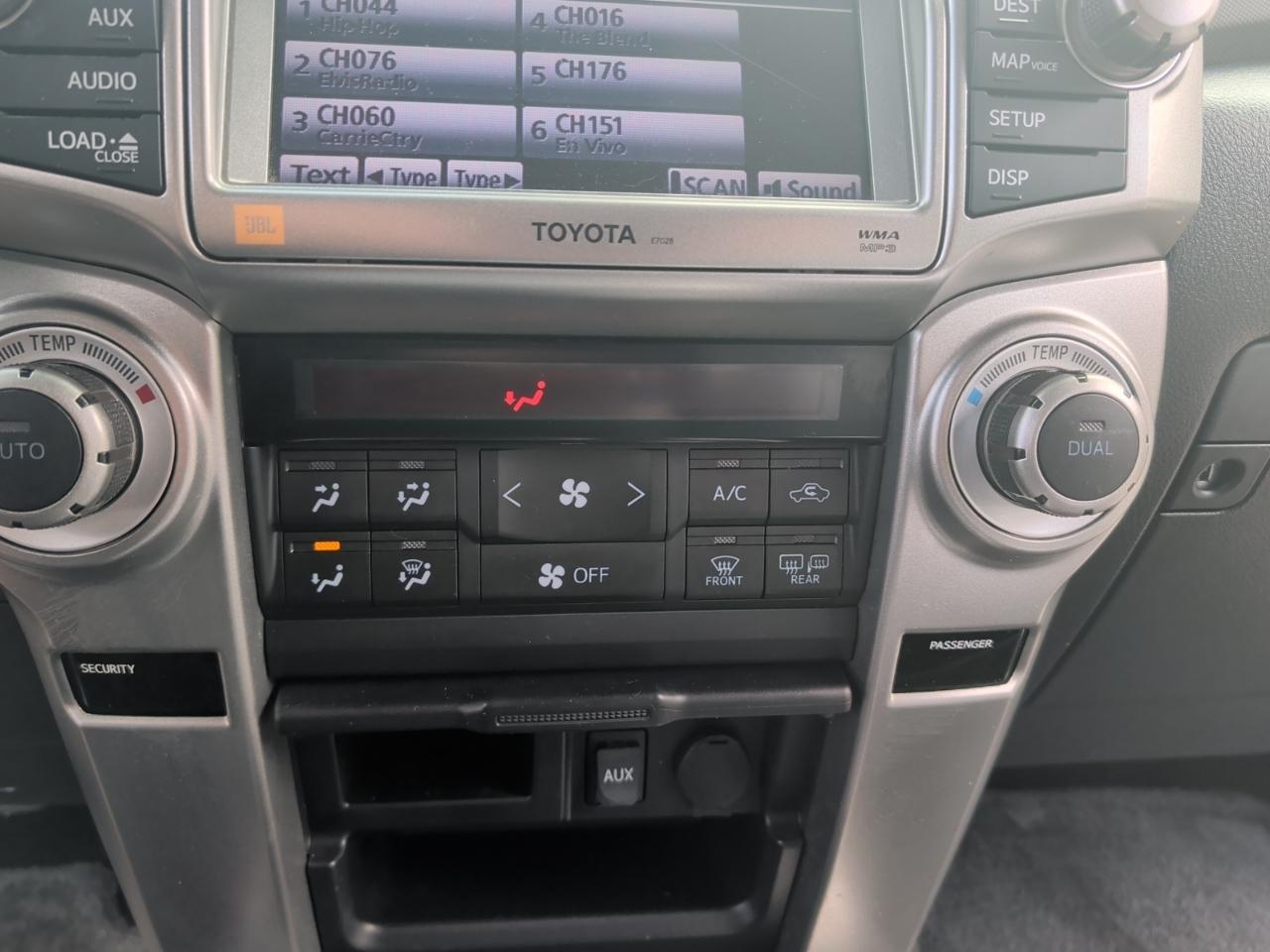 Toyota 4Runner SR5 4WD 2012