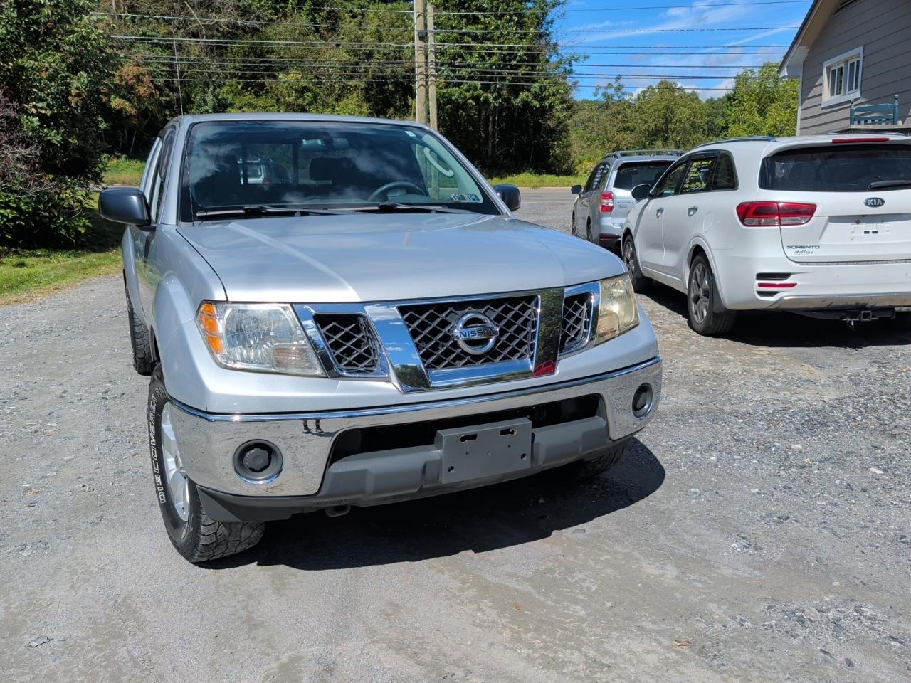 Nissan Frontier King Cab 4x4 SV V6 Auto 2011