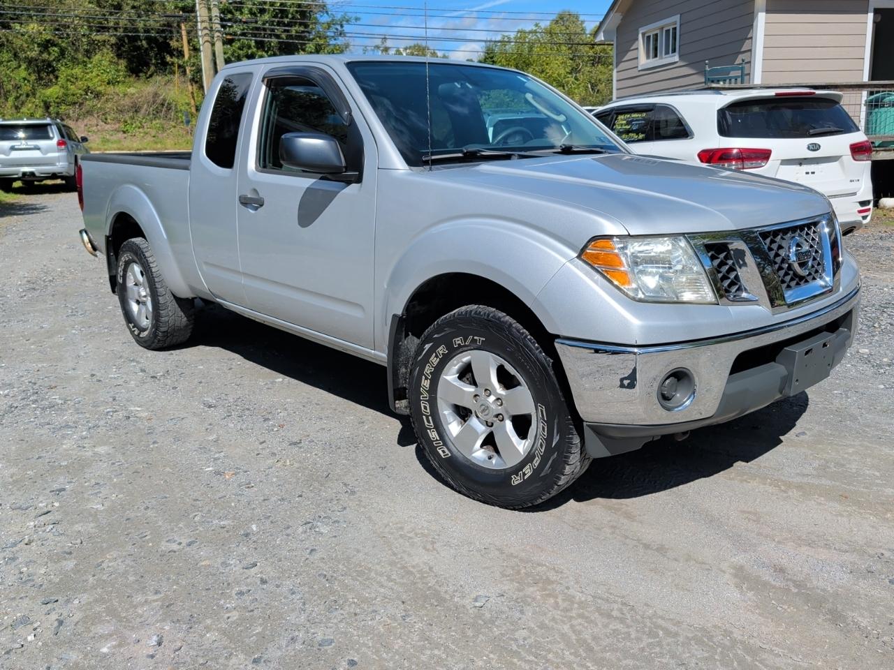 Nissan Frontier King Cab 4x4 SV V6 Auto 2011