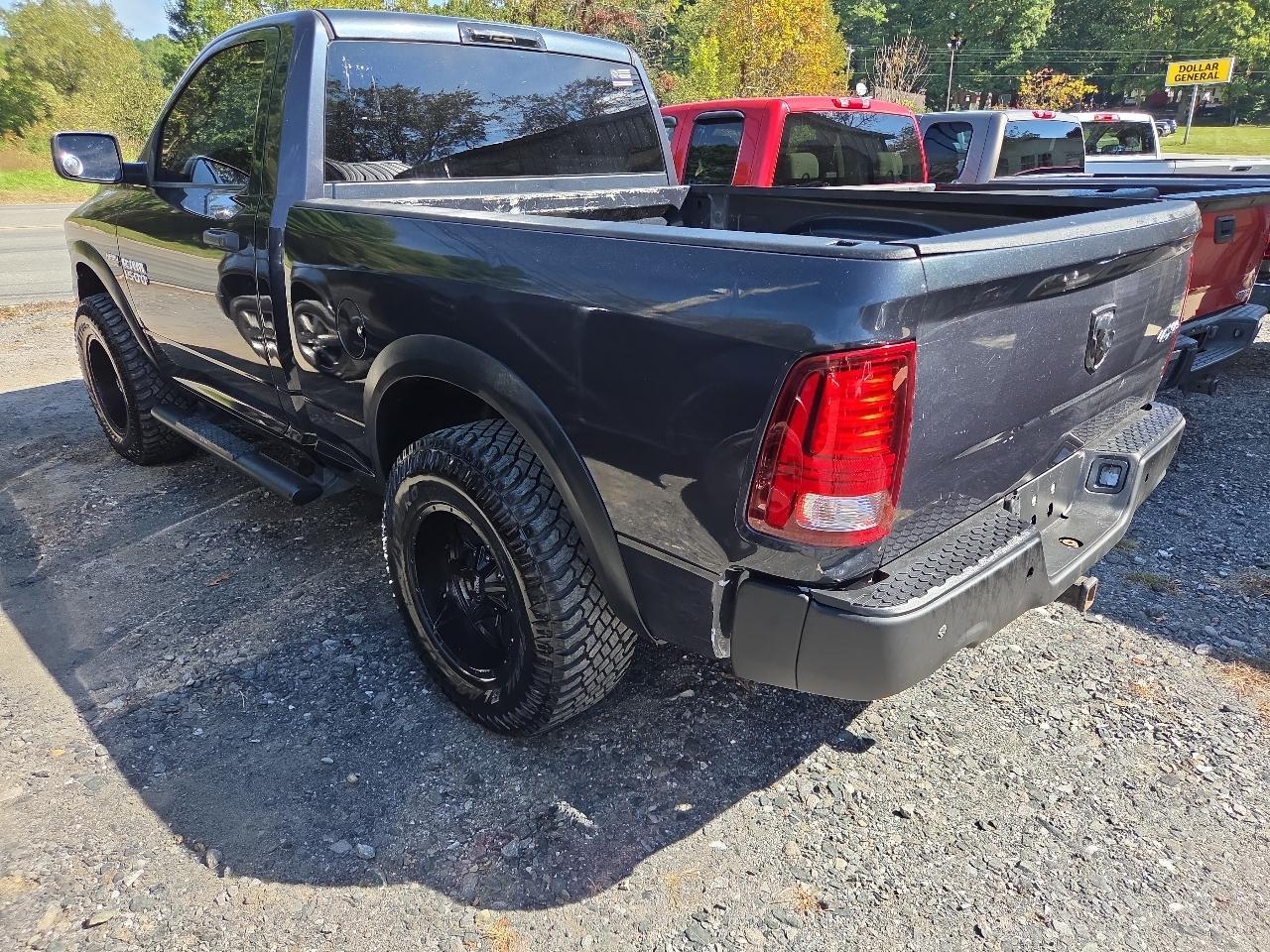 RAM 1500 4WD Reg Cab 120.5" Outdoorsman 2014