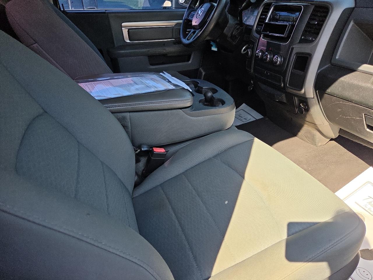 RAM 1500 4WD Reg Cab 120.5" Outdoorsman 2014