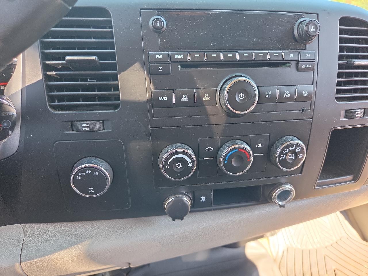 GMC Sierra 1500 4WD Crew Cab 143.5" SLE 2009