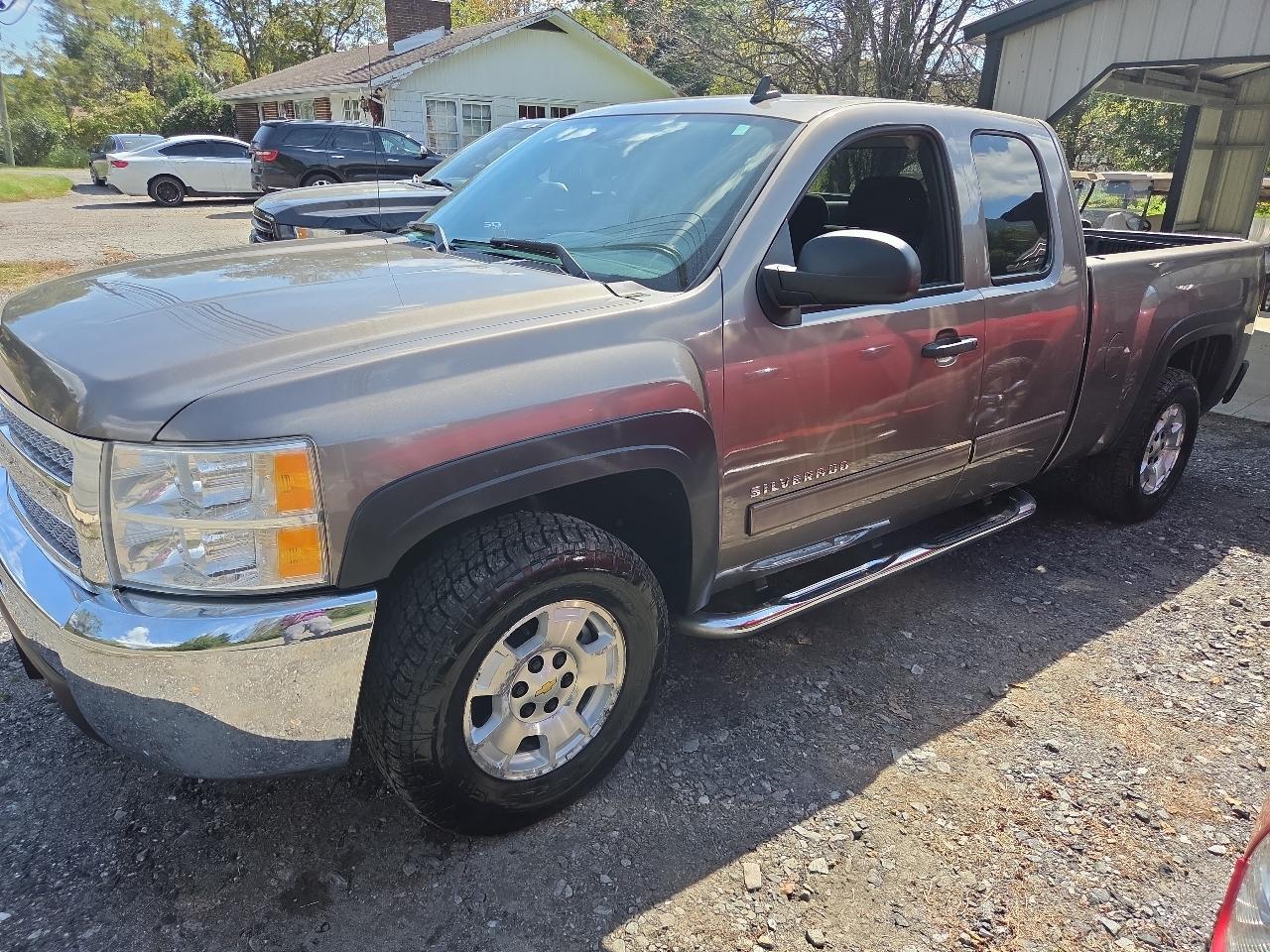 Chevrolet Silverado 1500 Long Bed 4WD 2013