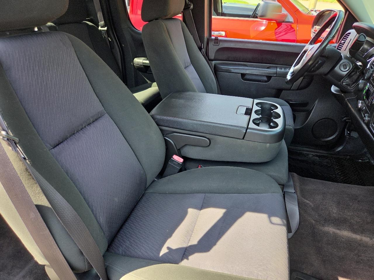 Chevrolet Silverado 1500 Long Bed 4WD 2013