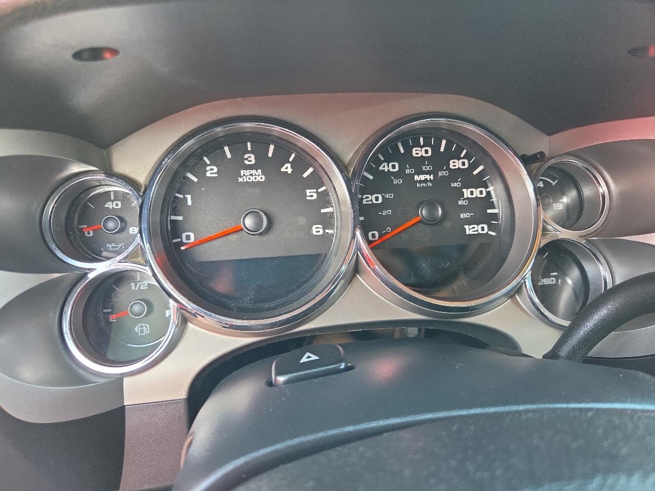 Chevrolet Silverado 1500 Long Bed 4WD 2013