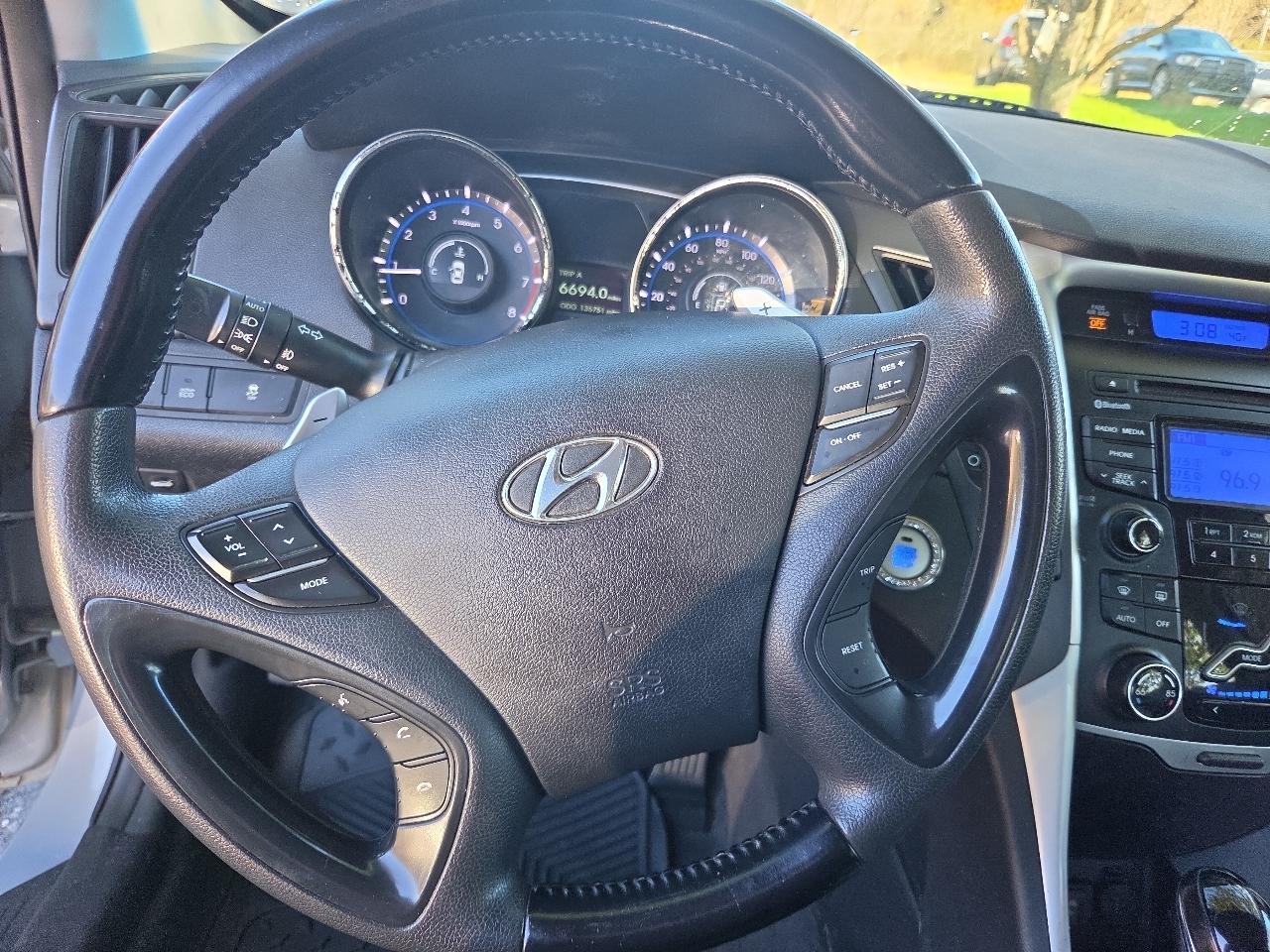 Hyundai Sonata Limited Auto 2013