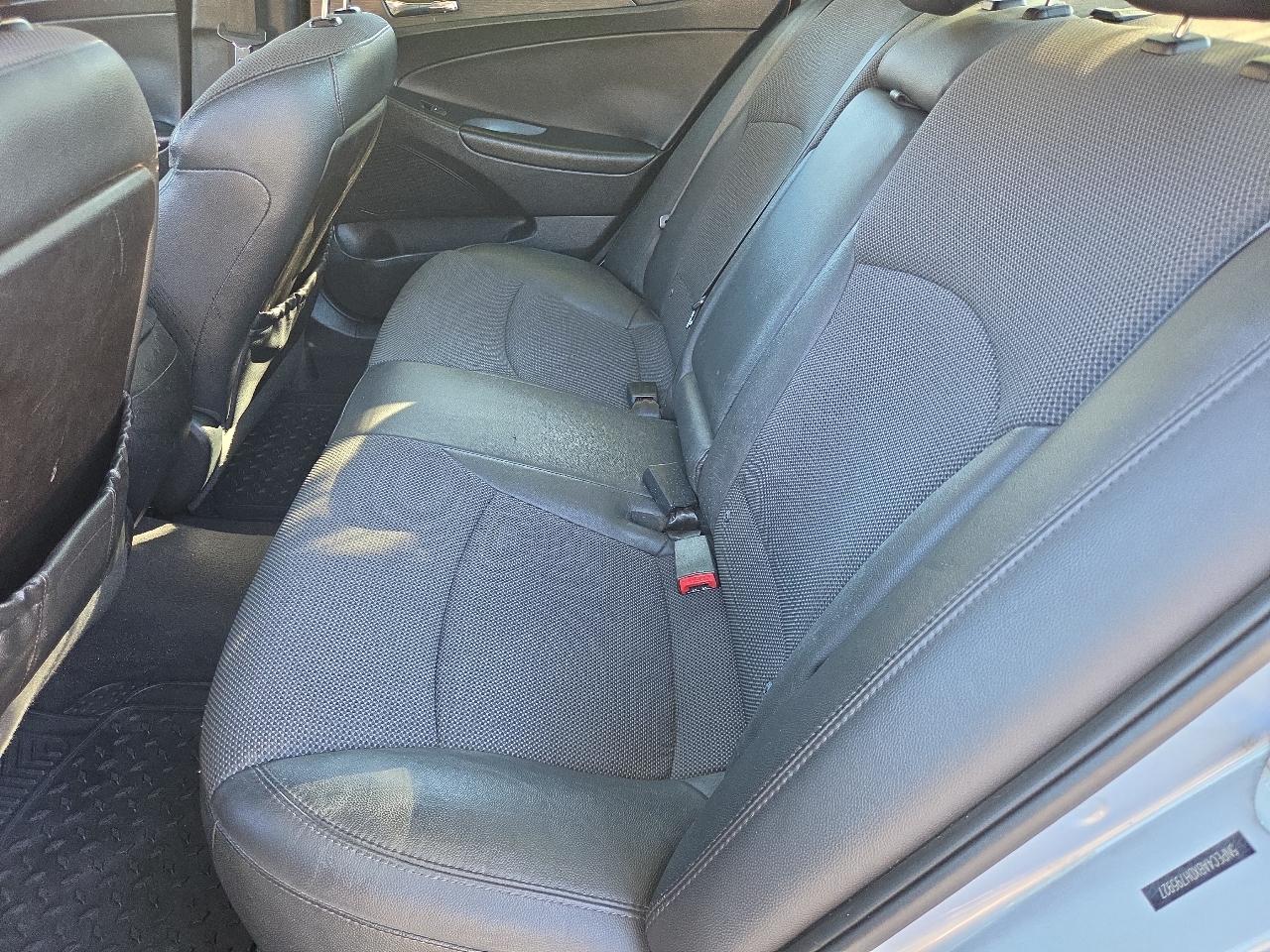Hyundai Sonata Limited Auto 2013