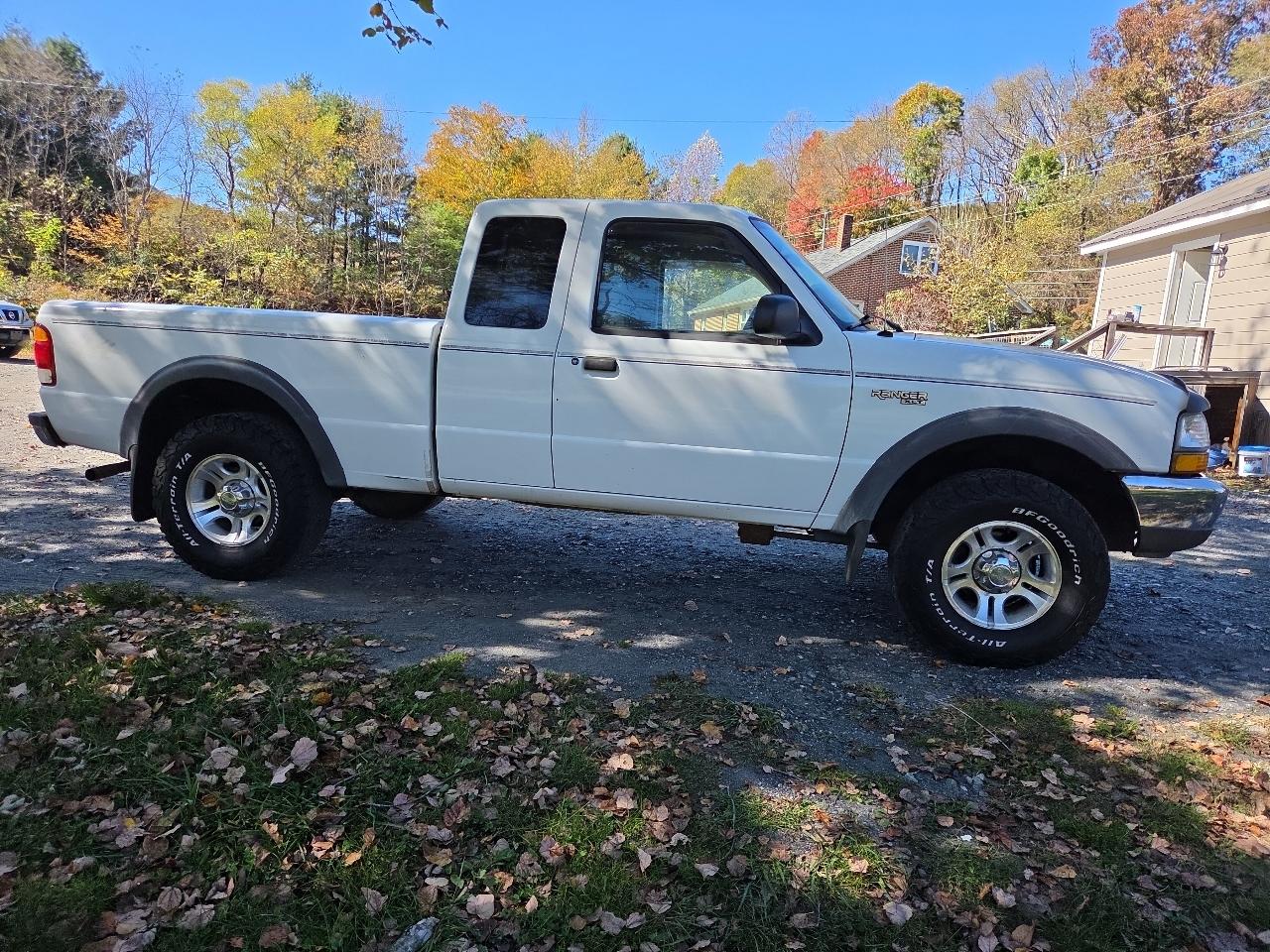Ford Ranger 108" WB XLT 1999