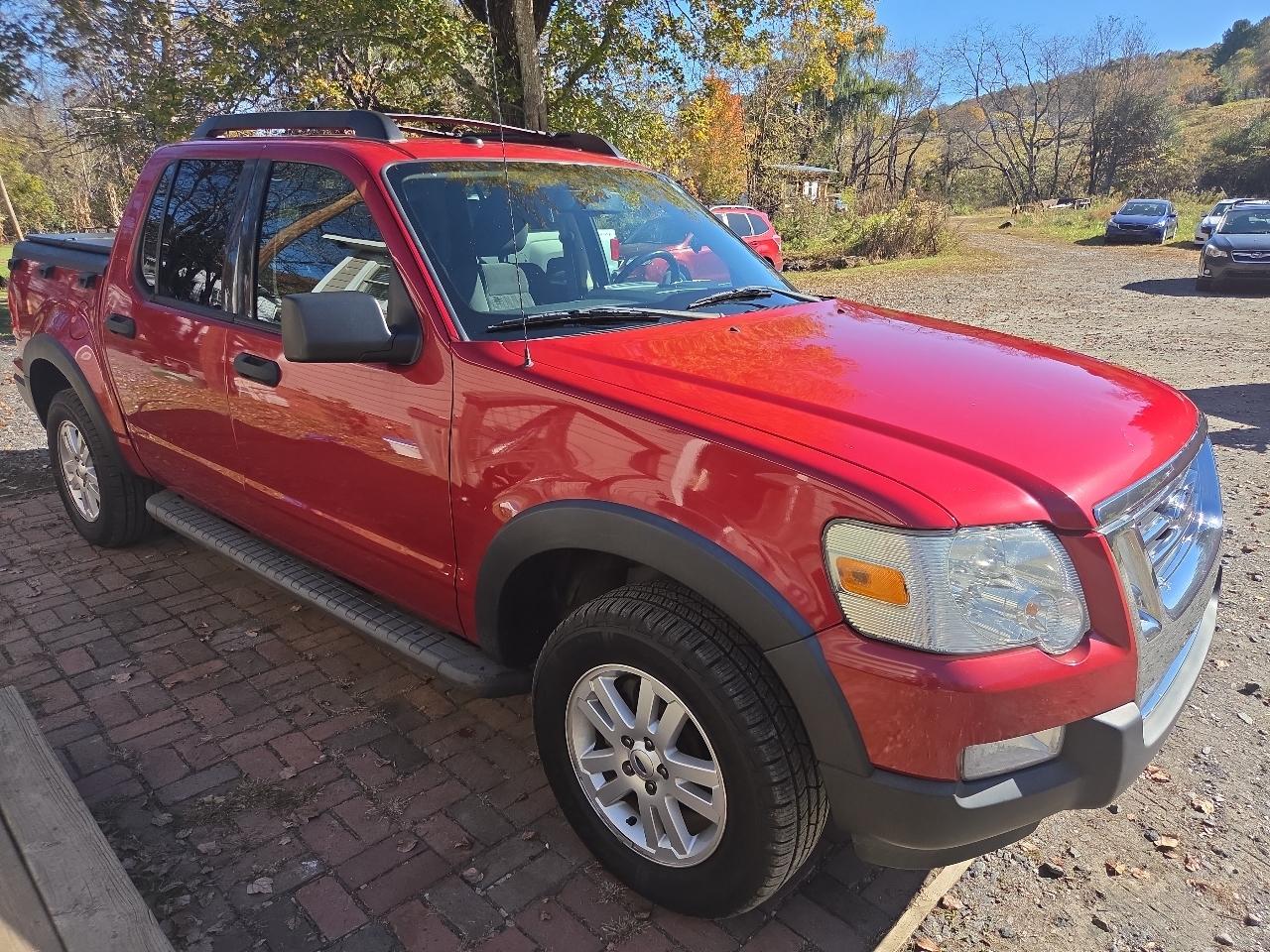Ford Explorer Sport Trac XLT 4.0L 4WD 2010