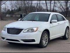 2013 Chrysler 200 
