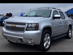 2013 Chevrolet Avalanche 