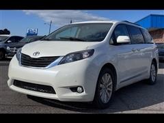 2013 Toyota Sienna 