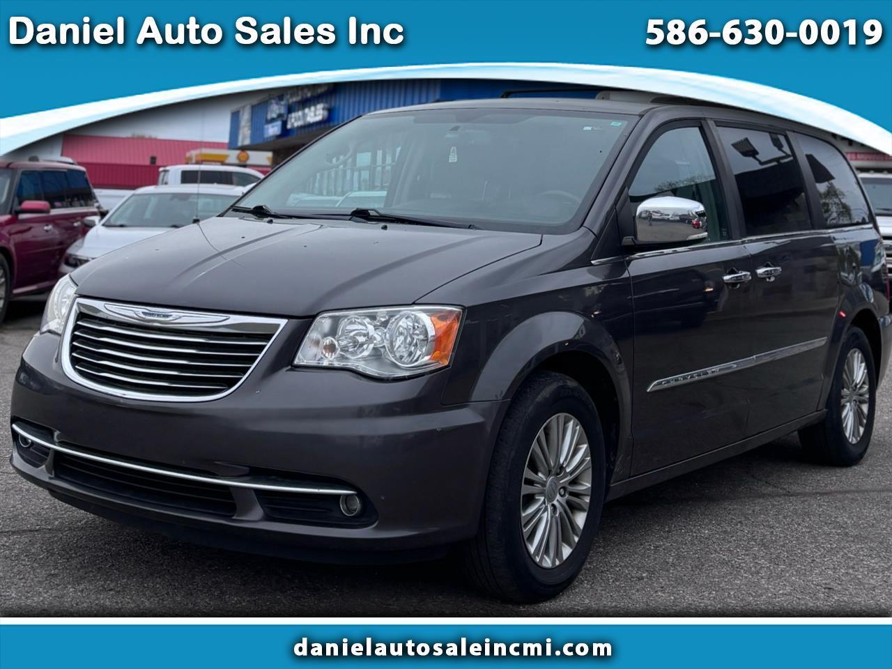 2015 Chrysler Town & Country Touring-L