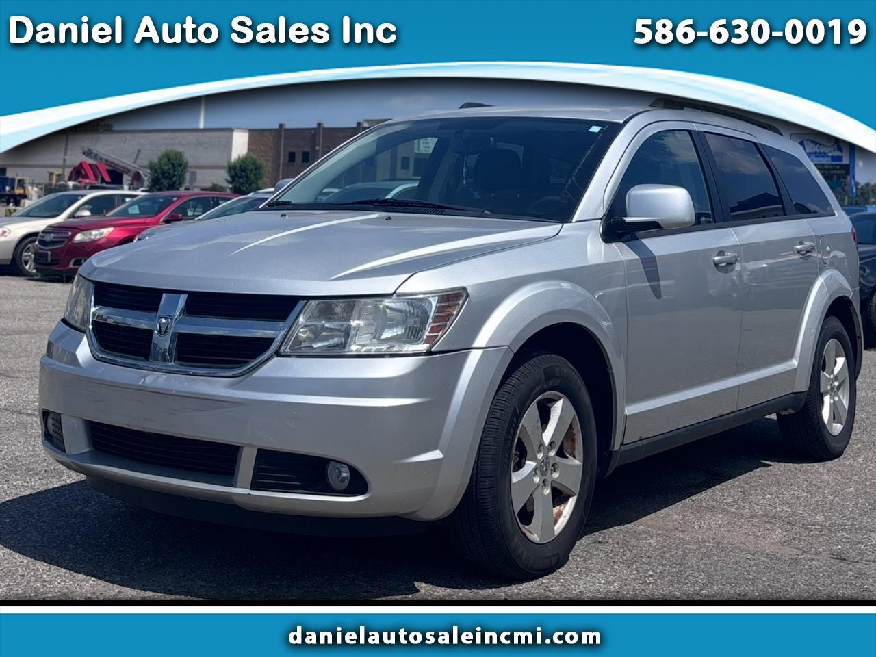 2010 Dodge Journey SXT FWD's photo