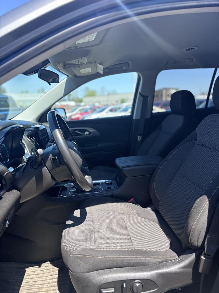Chevrolet Traverse photo 5